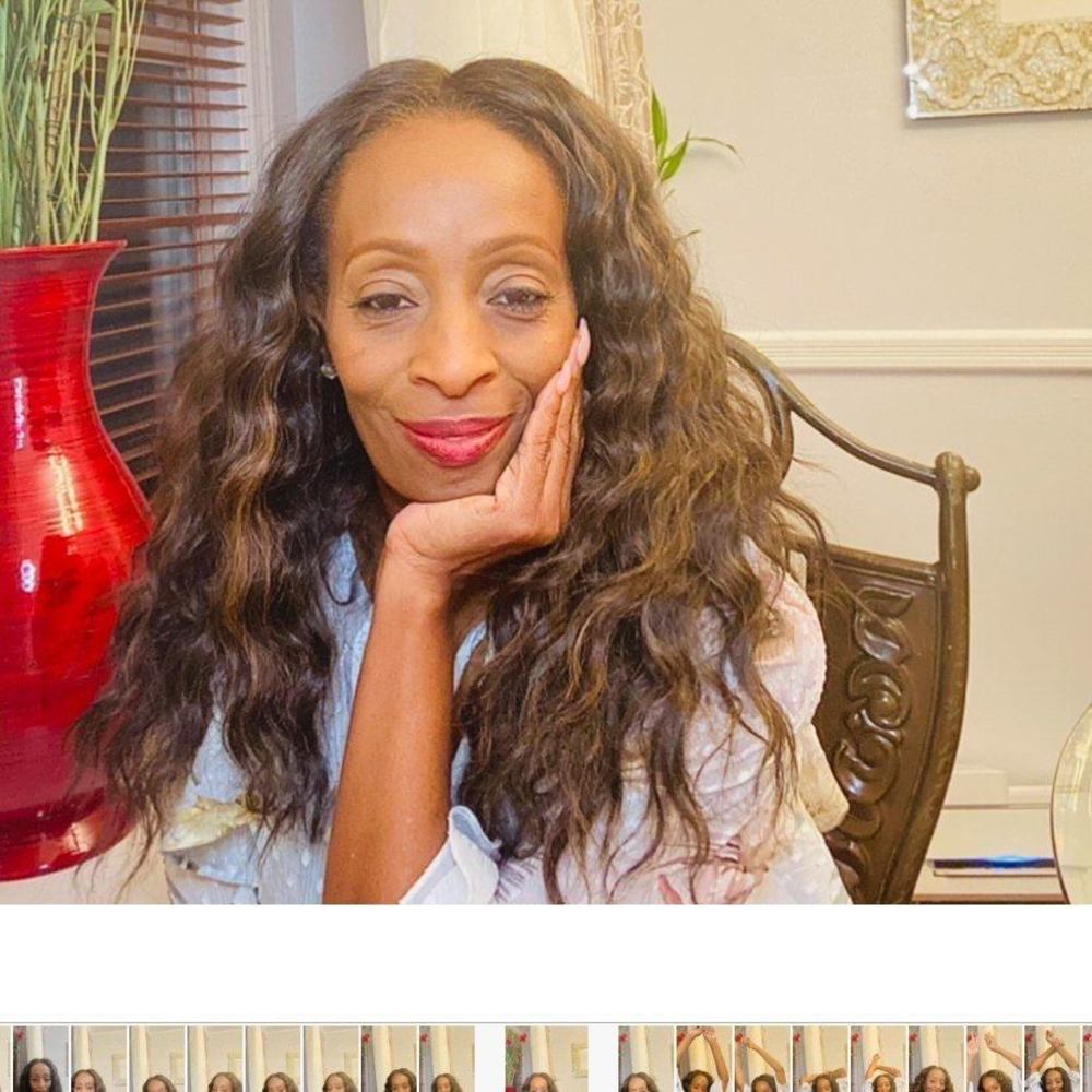 Meet your Posher, Marcia